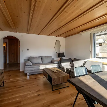 アパート La Quadra 2