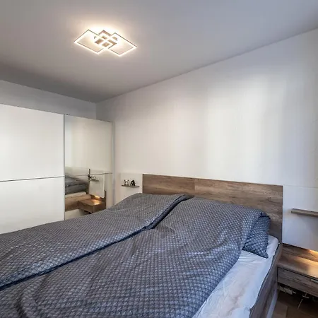 Apartman La Quadra 2 *