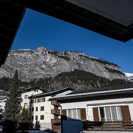 La Quadra 2 Apartman *